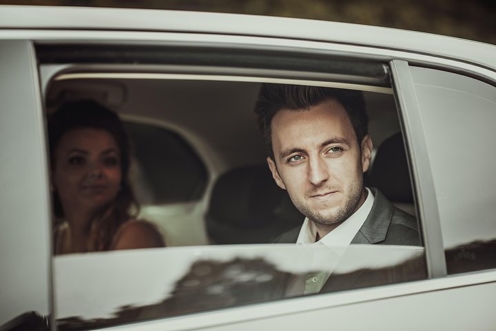 PDX - Portland Airport Transfer - Chauffeured Round Trip In A Luxury Sedan/SUV - thumb 2