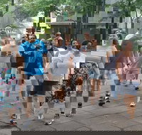 Best of the Burgh Walking Tour - Accommodation Denver