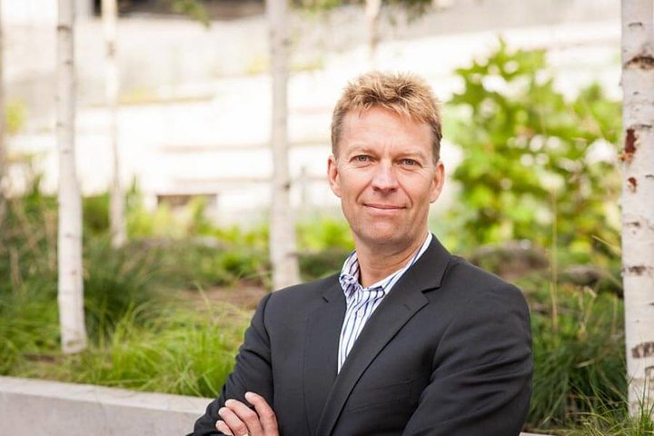 Private Photo Session With A Local Photographer In Niagara - thumb 3