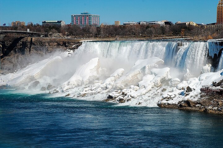 Small Group Tour To Niagara Falls And Old Fort Niagara - thumb 1