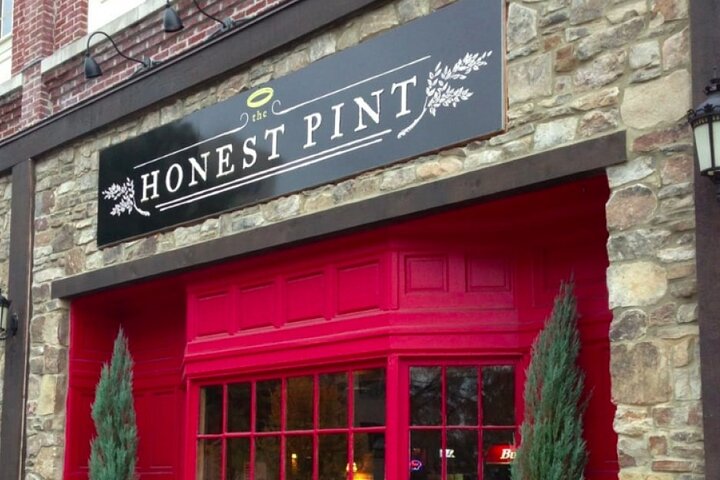 Chattanooga Bar Hunt: Chuggin Thru Chattanooga - thumb 1