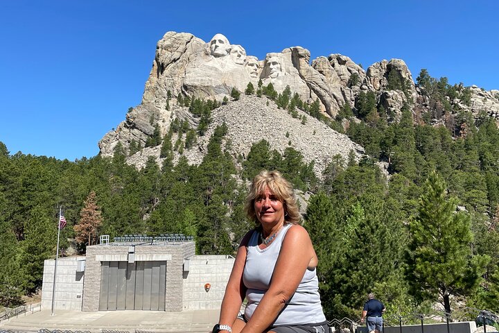 Private Tour - Black Hills, Mount Rushmore, Custer SP And Crazy Horse Memorial - thumb 4