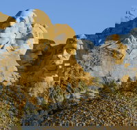 Mount Rushmore and Black Hills Bus Tour with Live Commentary - Accommodation Denver