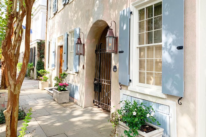 2-Hour Historic Charleston Guided Sightseeing Walking Tour - thumb 3