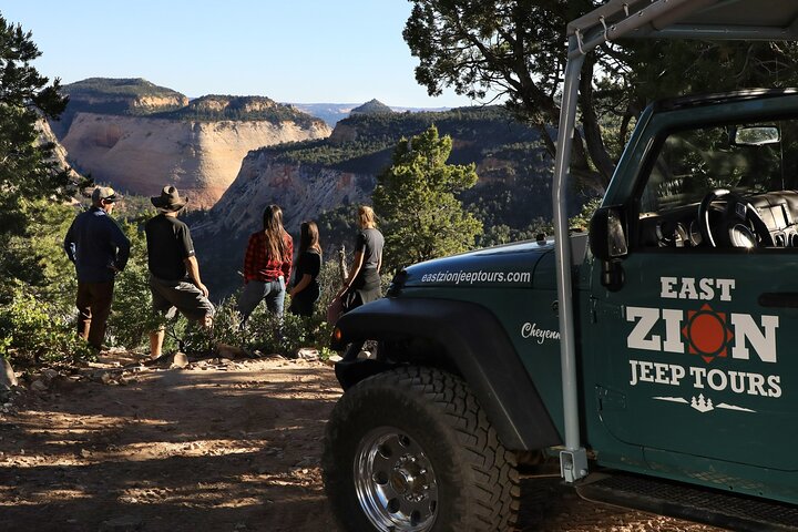 East Zion Checkerboard Overlook Jeep Tour - thumb 1