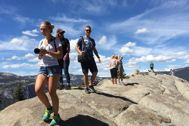 Yosemite And Glacier Point Tour From Los Angeles By Amtrak - thumb 1