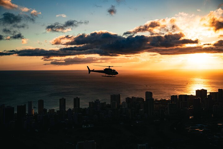 Waikiki Sunset - 50 Min Helicopter Tour - Doors Off Or On - thumb 4